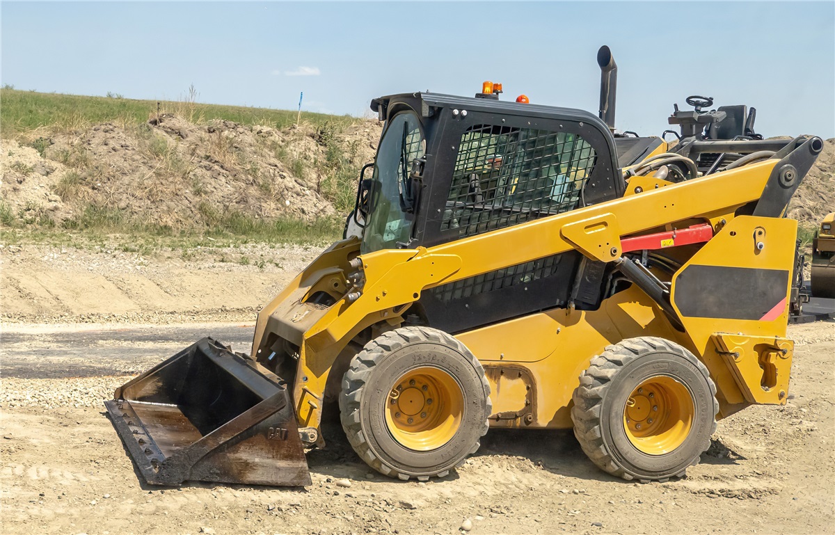 Auxiliary hydraulics for CAT skid steer loaders